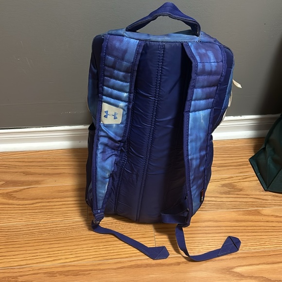 Blue elementary school backpack - Picture 3 of 3